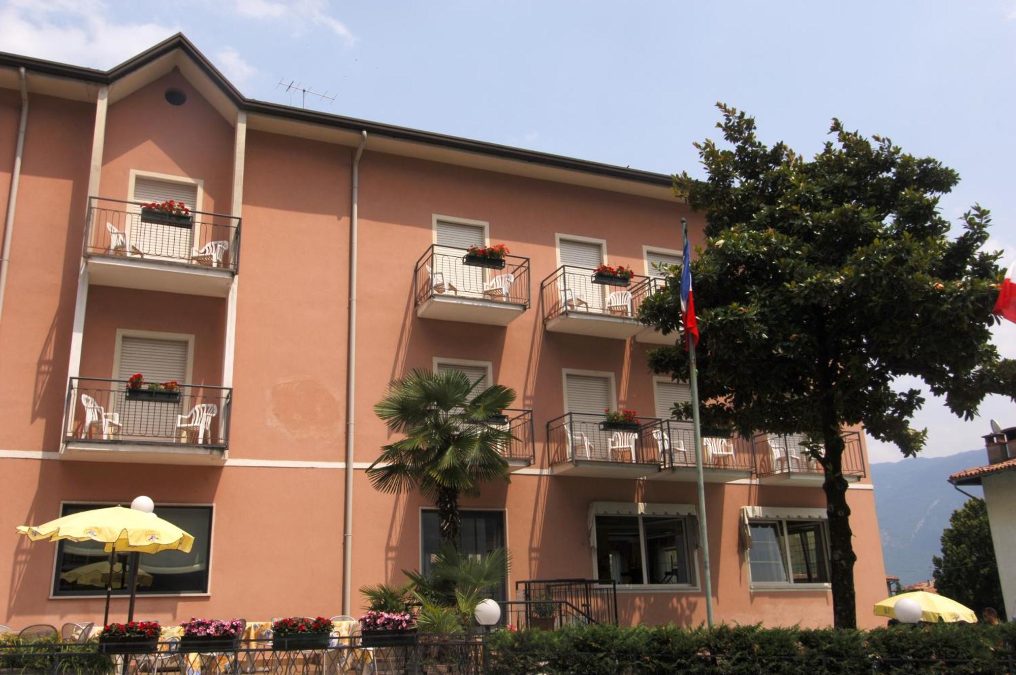 Hotel Alberello Riva del Garda Exteriér fotografie